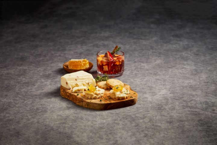 Cranberry Infused Cheddar