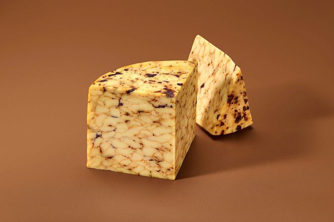 Cranberry Chipotle Cheddar